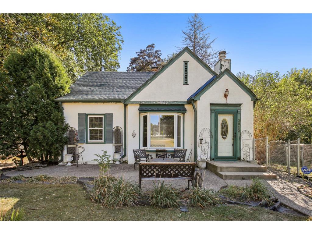 3012 Old Highway 8 Roseville MN 55113 6612664 image1