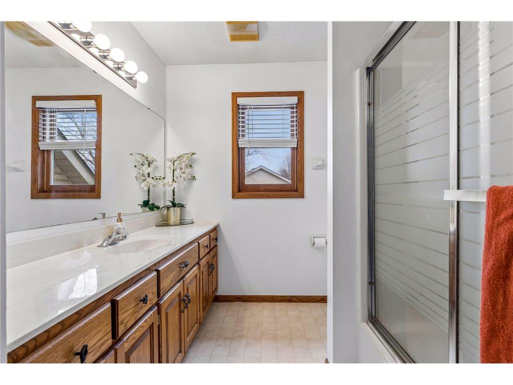 3012 Walter Street Maplewood MN 55109 7083661 image45