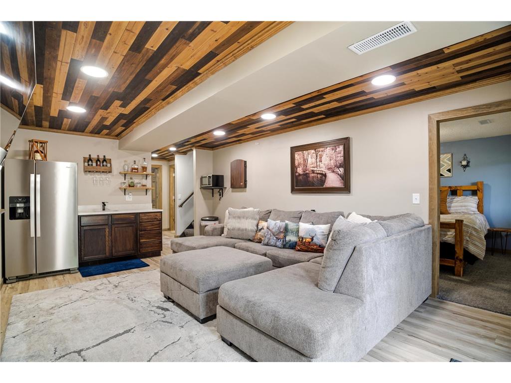 30125 Neal Avenue Lindstrom MN 55045 - South Center Lake 7074250 image16
