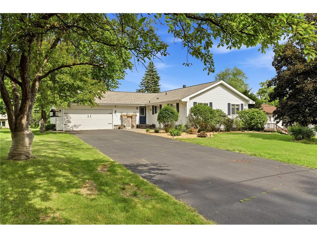 30125 Neal Avenue Lindstrom MN 55045 - South Center Lake 7074250 image2