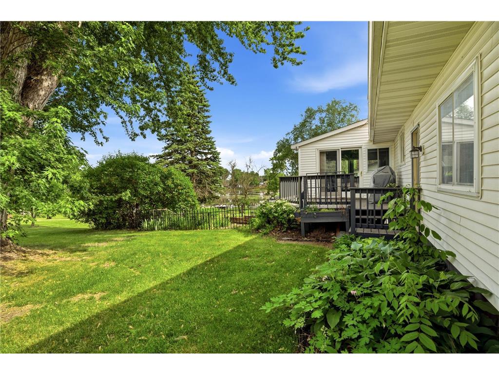 30125 Neal Avenue Lindstrom MN 55045 - South Center Lake 7074250 image22