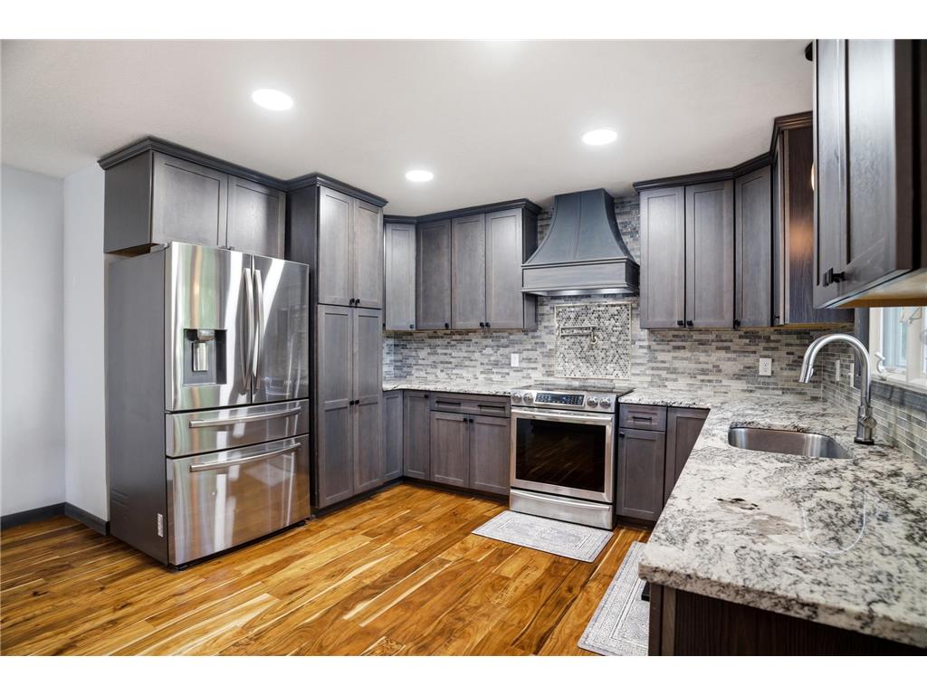 30125 Neal Avenue Lindstrom MN 55045 - South Center Lake 7074250 image4