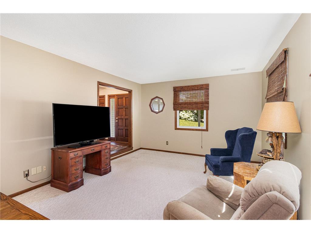3013 Bluffs Drive Mound MN 55364 - Lake Minnetonka 7096425 image10
