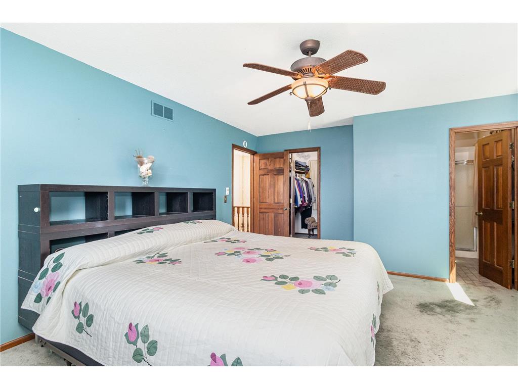 3013 Bluffs Drive Mound MN 55364 - Lake Minnetonka 7096425 image18