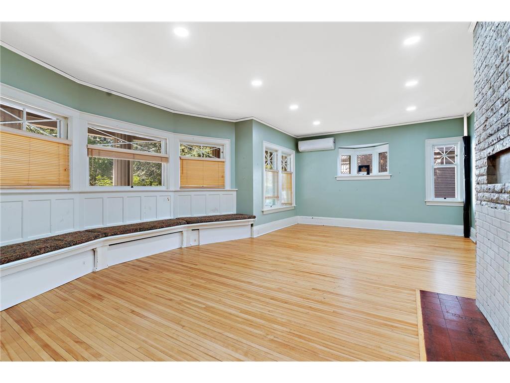 3013 James Avenue S Minneapolis MN 55408 7007762 image11