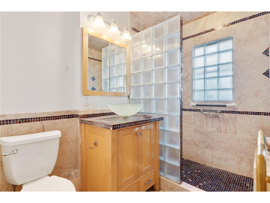 3013 James Avenue S Minneapolis MN 55408 7007762 image8