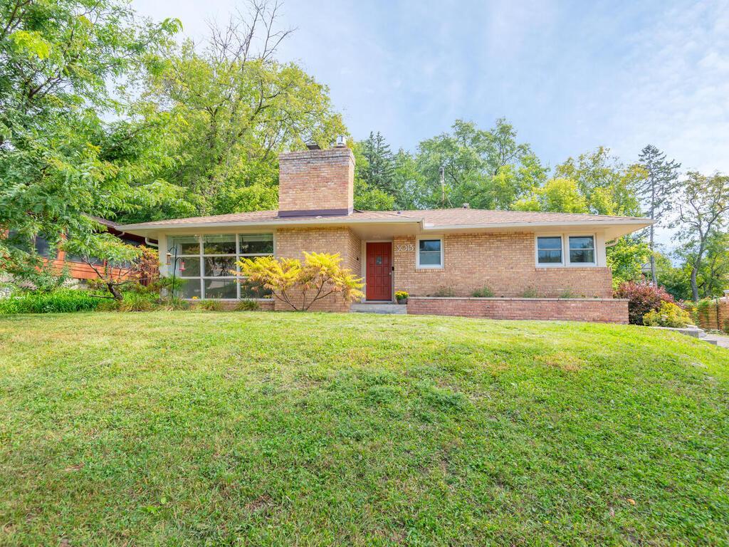 3013 Silver Lake Road NE Saint Anthony MN 55418 6789667 image1