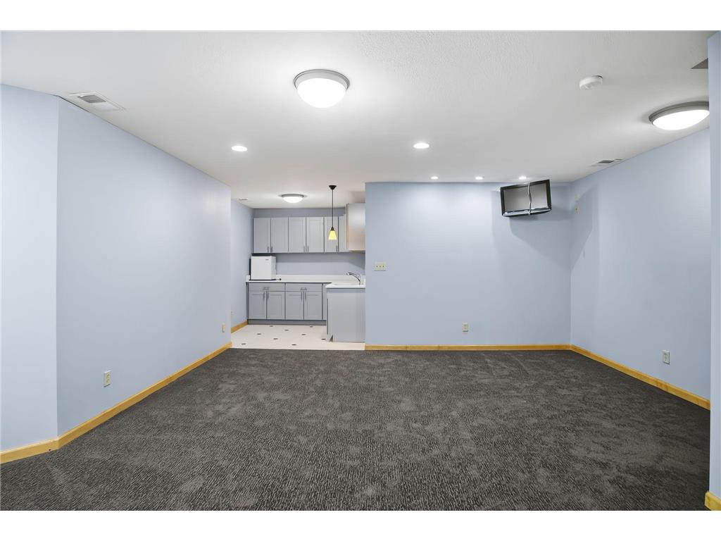 3014 Emerson Avenue S Minneapolis MN 55408 6810482 image22