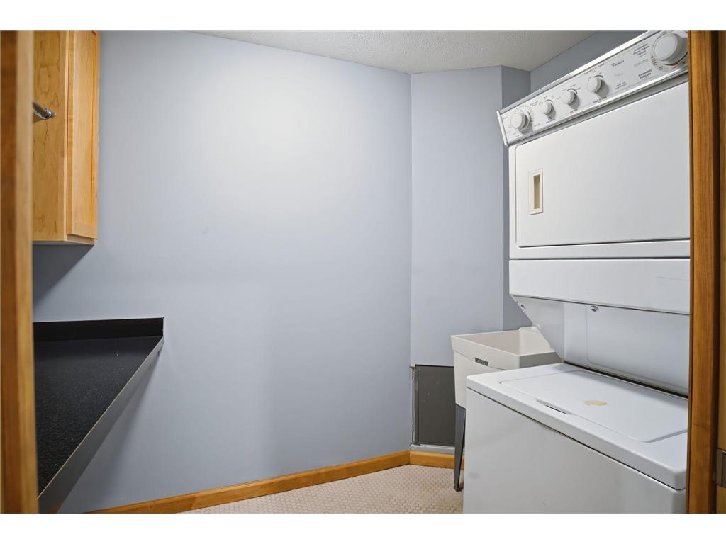 3014 Emerson Avenue S Minneapolis MN 55408 6810482 image25