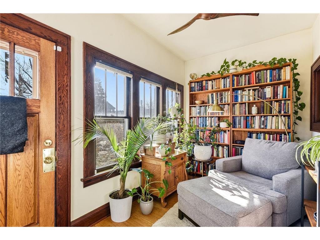 3014 Hayes Street NE Minneapolis MN 55418 7029003 image1