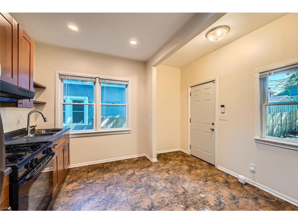 3014 Humboldt Avenue N Minneapolis MN 55411 6748132 image15