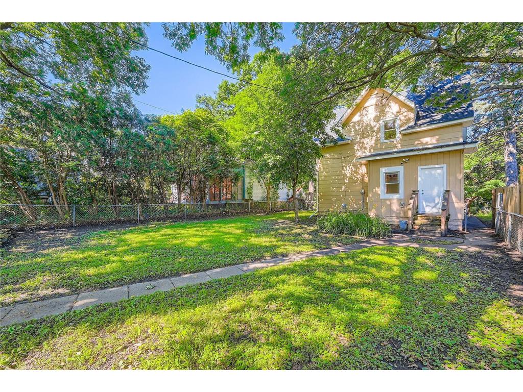 3014 Humboldt Avenue N Minneapolis MN 55411 6748132 image29