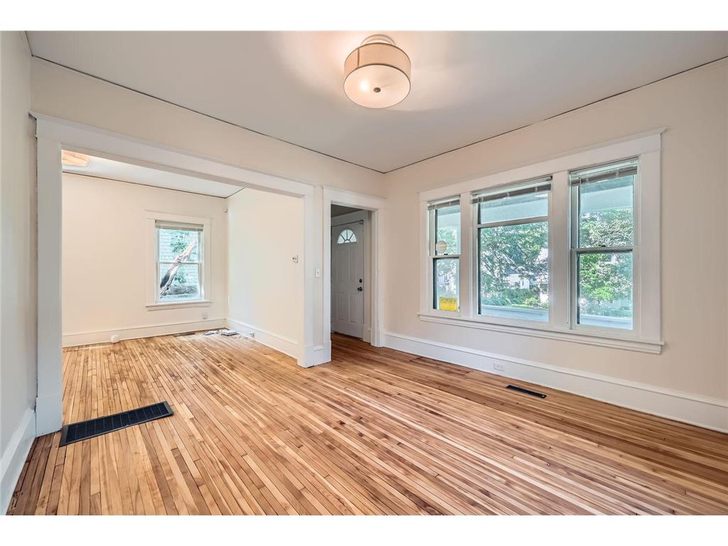 3014 Humboldt Avenue N Minneapolis MN 55411 6748132 image5