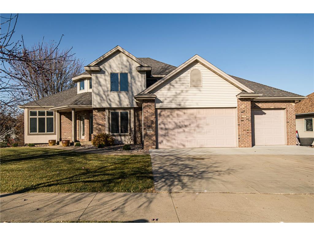 3015 Darcy Drive NE, Rochester, MN, 55906 MLS 6304333 Edina Realty