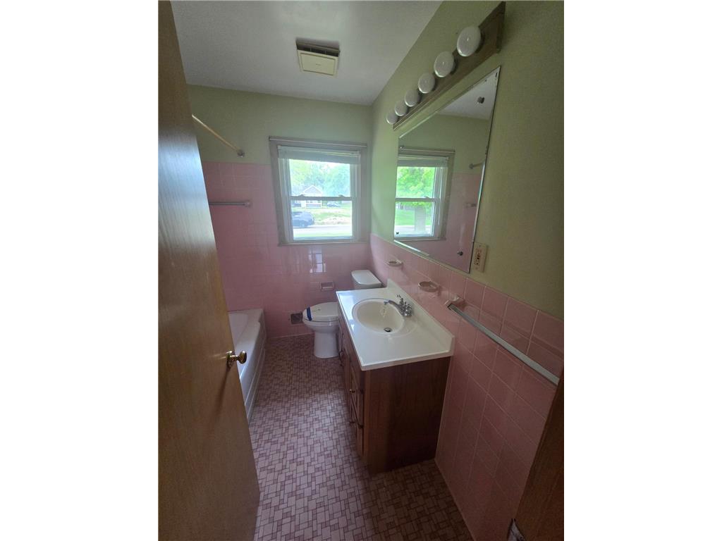 3015 Quail Avenue N Golden Valley MN 55422 7080241 image7