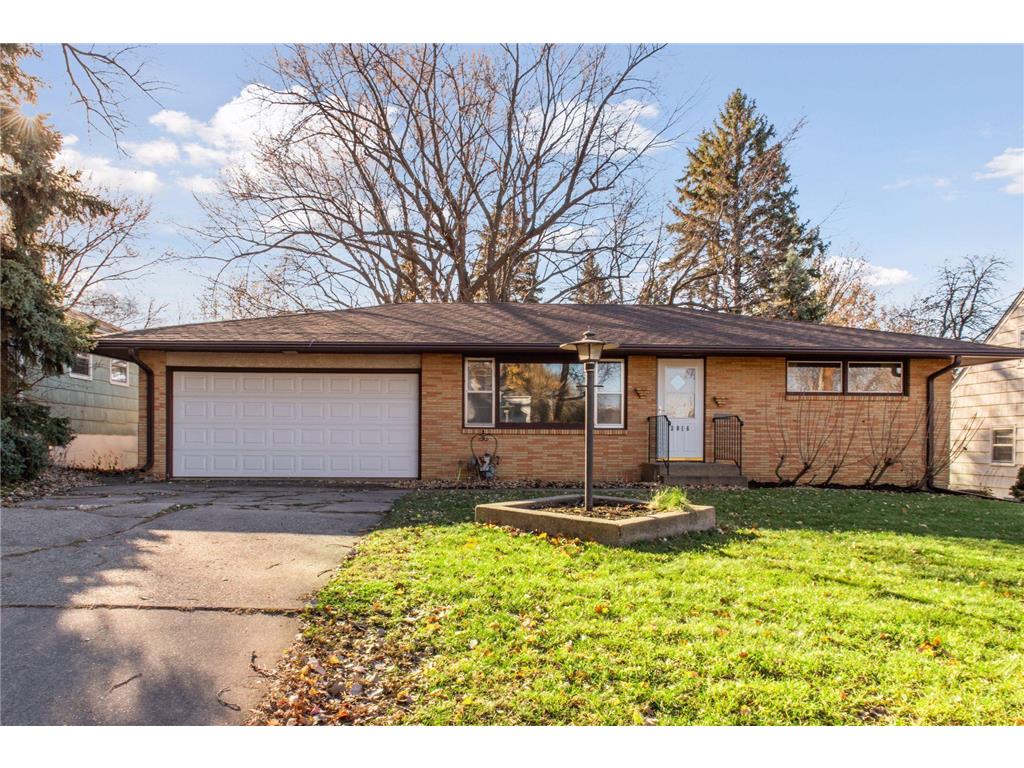 3016 32nd Avenue NE Saint Anthony MN 55418 6454949 image1