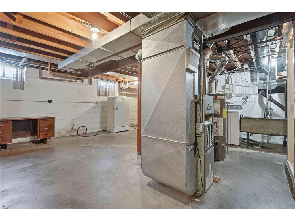 3016 Perry Avenue N Golden Valley MN 55422 7038717 image35