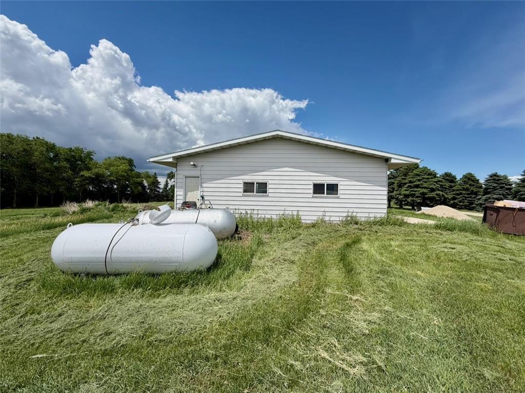 30163 State Highway 55 Wendell MN 56590 7091996 image58