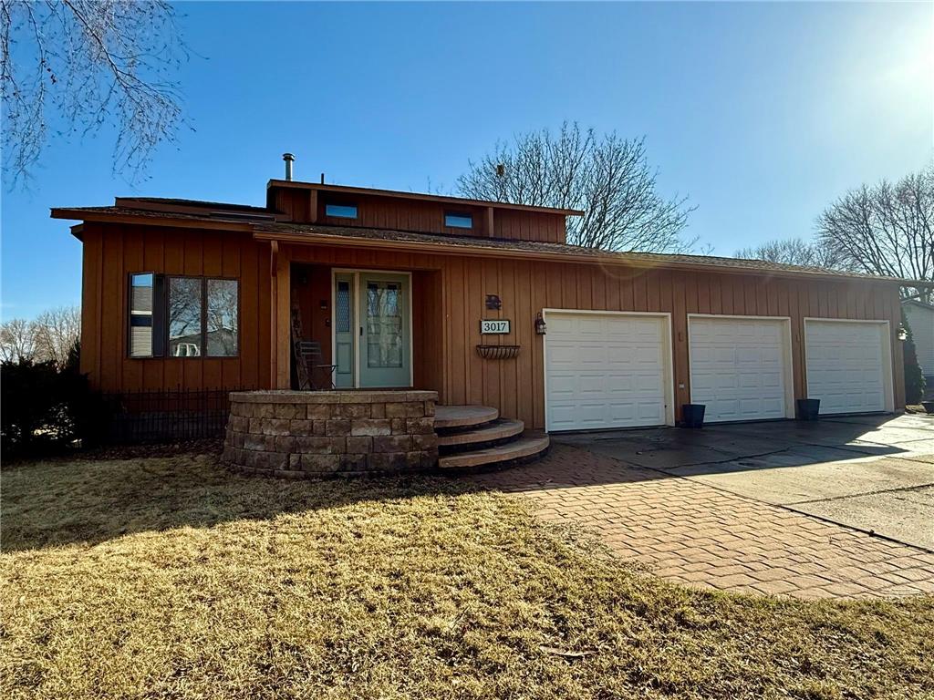3017 2nd Avenue NW Willmar MN 56201 6687119 image2