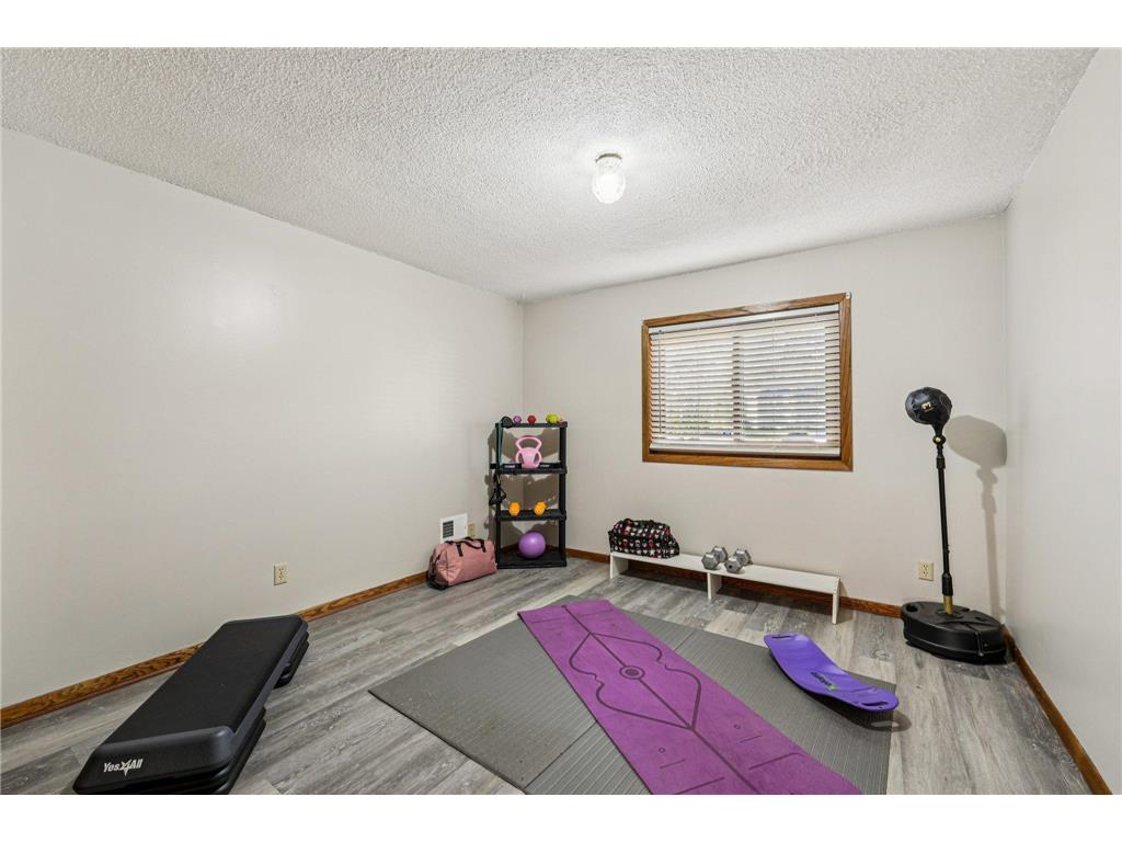 3017 74th Avenue N Brooklyn Park MN 55444 6813091 image14