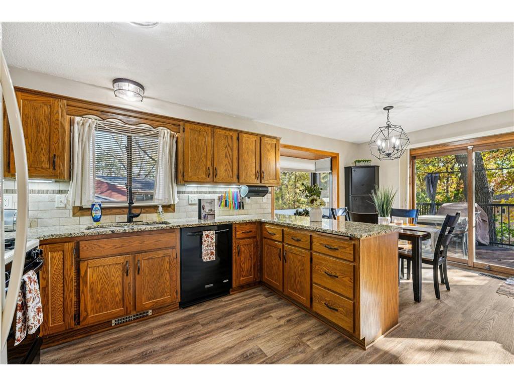 3017 74th Avenue N Brooklyn Park MN 55444 6813091 image8