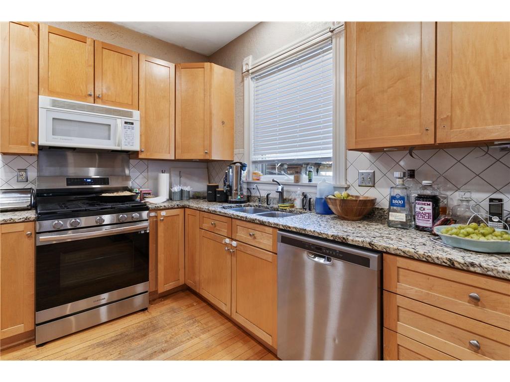 3017 James Avenue S Minneapolis MN 55408 7014962 image4