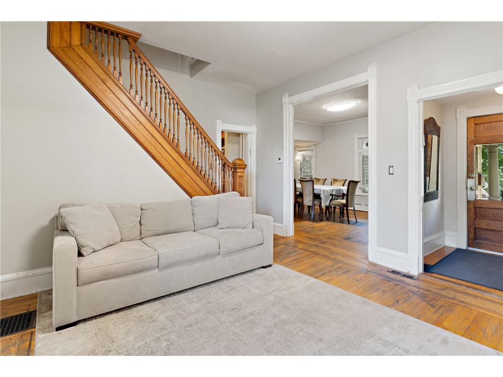 3017 James Avenue S Minneapolis MN 55408 7014962 image6