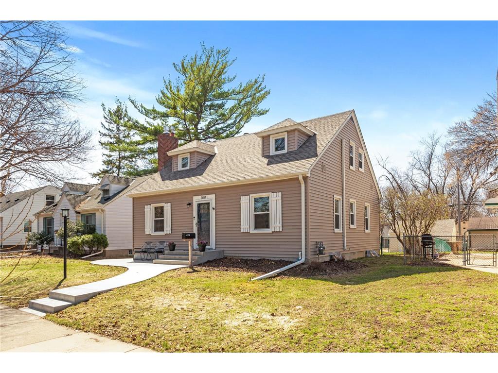 3017 York Avenue N Robbinsdale MN 55422 6358432 image1