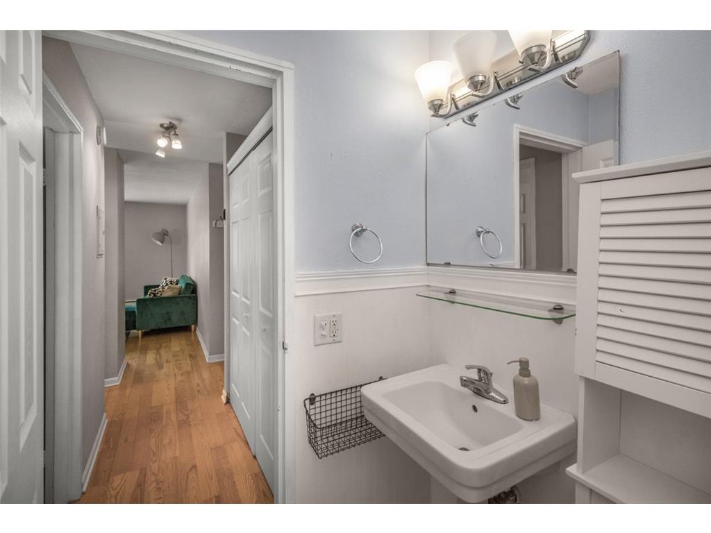 3018 Aldrich Avenue S #12 Minneapolis MN 55408 6726332 image17