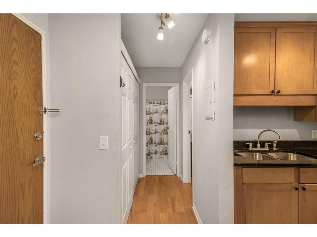 3018 Aldrich Avenue S #12 Minneapolis MN 55408 6726332 image4