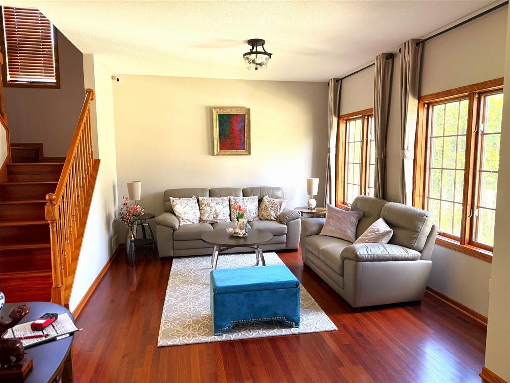 3018 Mayowood Common Circle SW Rochester MN 55902 7039357 image2