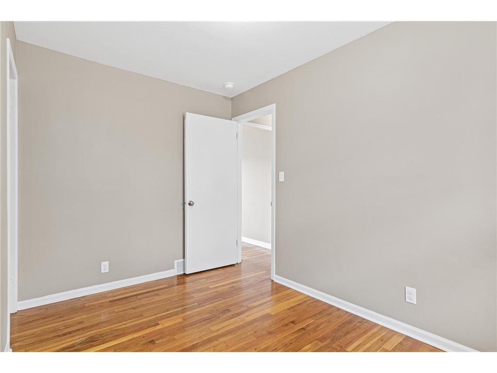 3018 W 78th Street Richfield MN 55423 7042563 image15