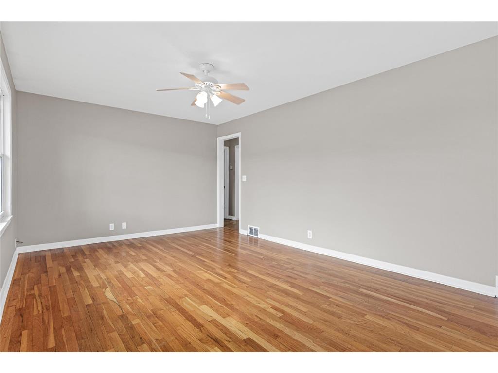 3018 W 78th Street Richfield MN 55423 7042563 image4