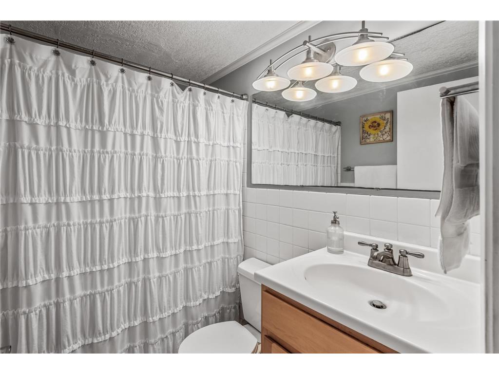 3019 Bryant Avenue S #6 Minneapolis MN 55408 7051702 image4