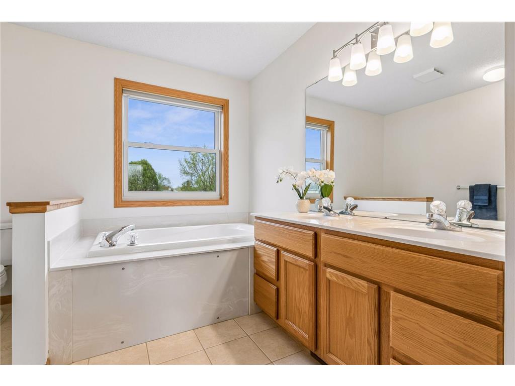 3019 Copper Oaks Alcove Woodbury MN 55125 7056228 image32