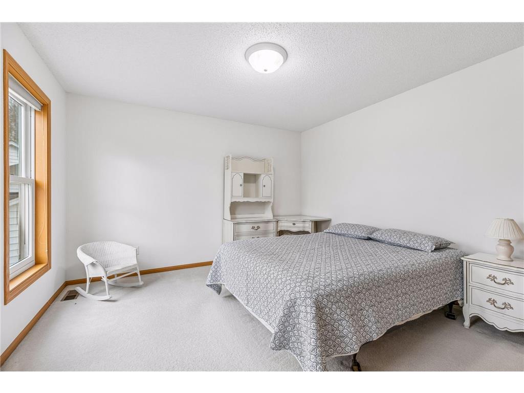 3019 Copper Oaks Alcove Woodbury MN 55125 7056228 image38
