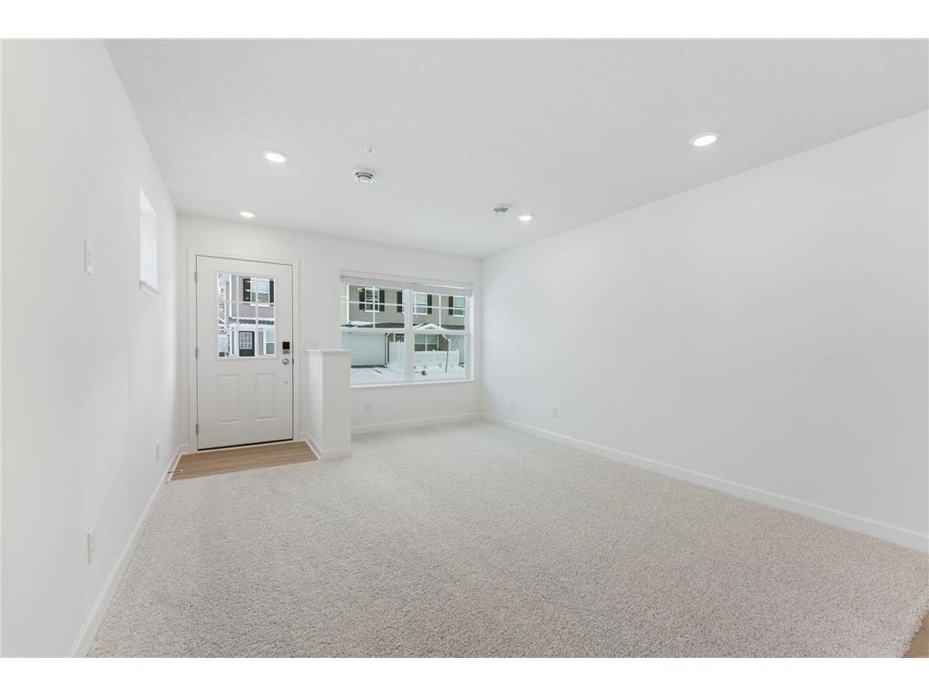 3019 Hemlock Street Little Canada MN 55117 6821907 image7