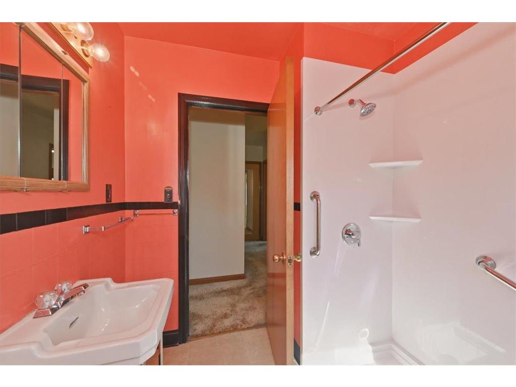 3019 N 21st Street Superior WI 54880 7086296 image10