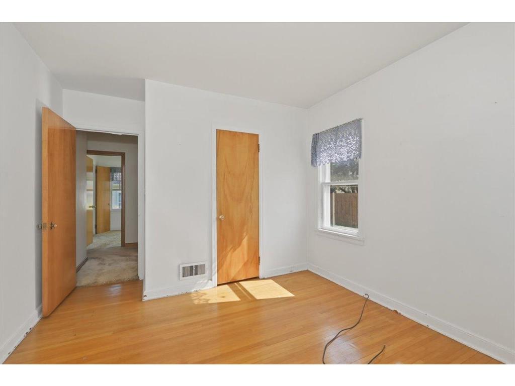 3019 N 21st Street Superior WI 54880 7086296 image7