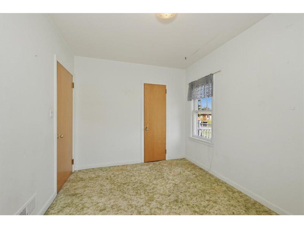 3019 N 21st Street Superior WI 54880 7086296 image9