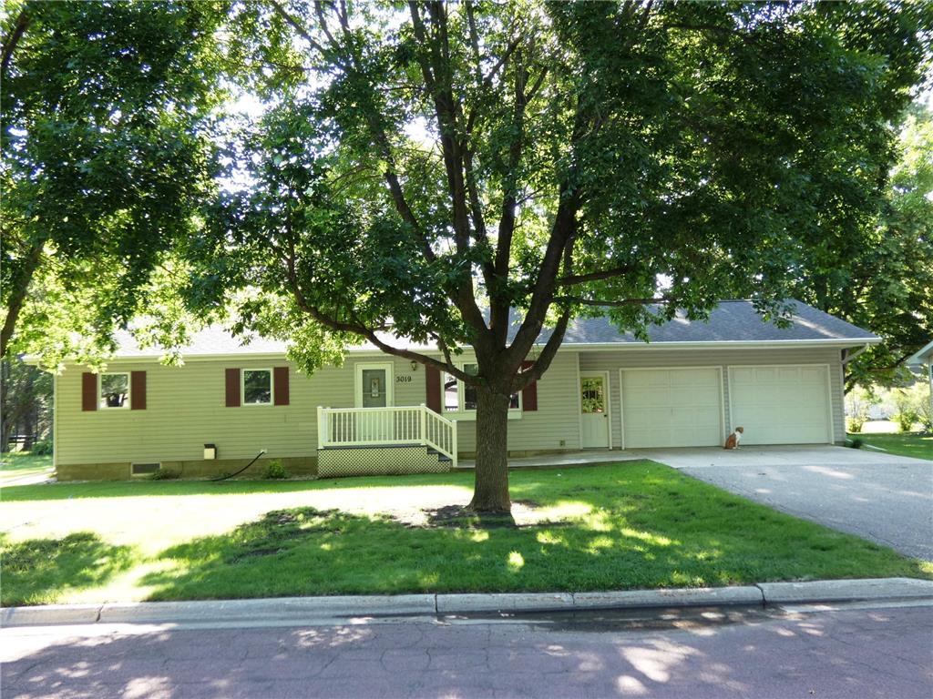 3019 Redwood Avenue Slayton MN 56172 6389589 image1