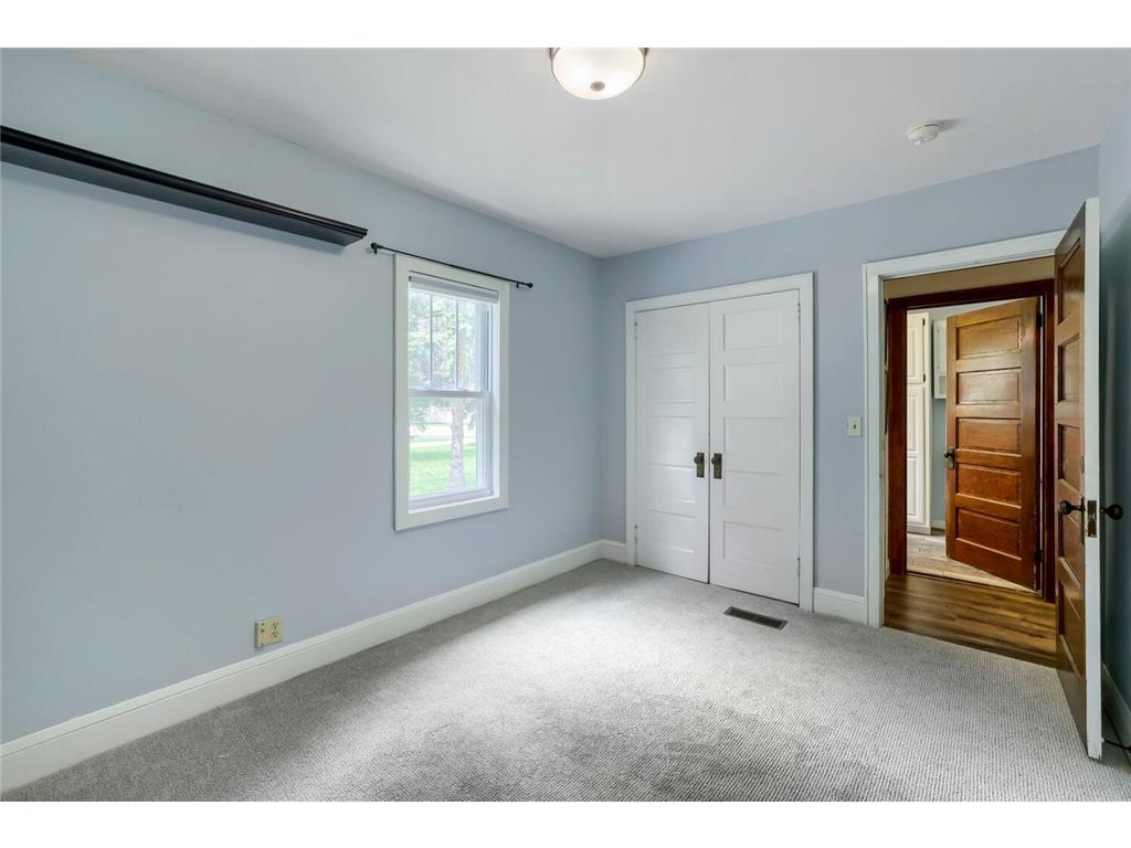 3019 W Old Shakopee Road W Bloomington MN 55431 7106251 image12