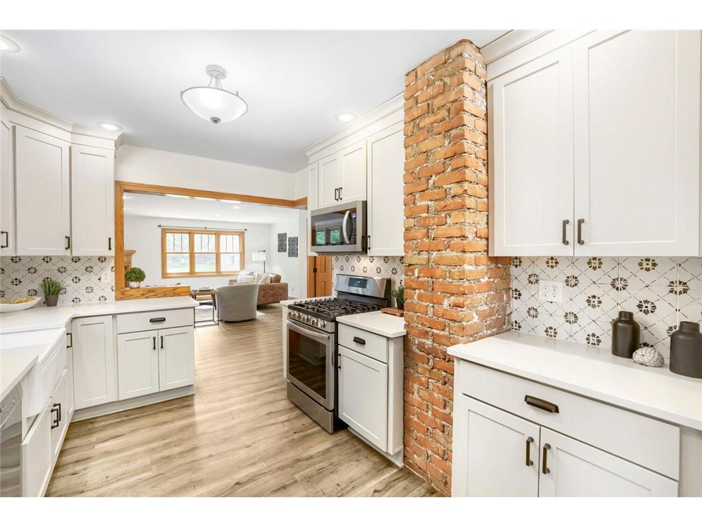 3019 W Old Shakopee Road W Bloomington MN 55431 7106251 image16