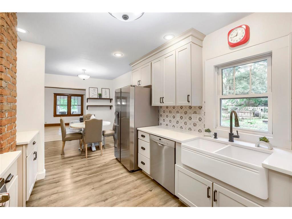 3019 W Old Shakopee Road W Bloomington MN 55431 7106251 image17