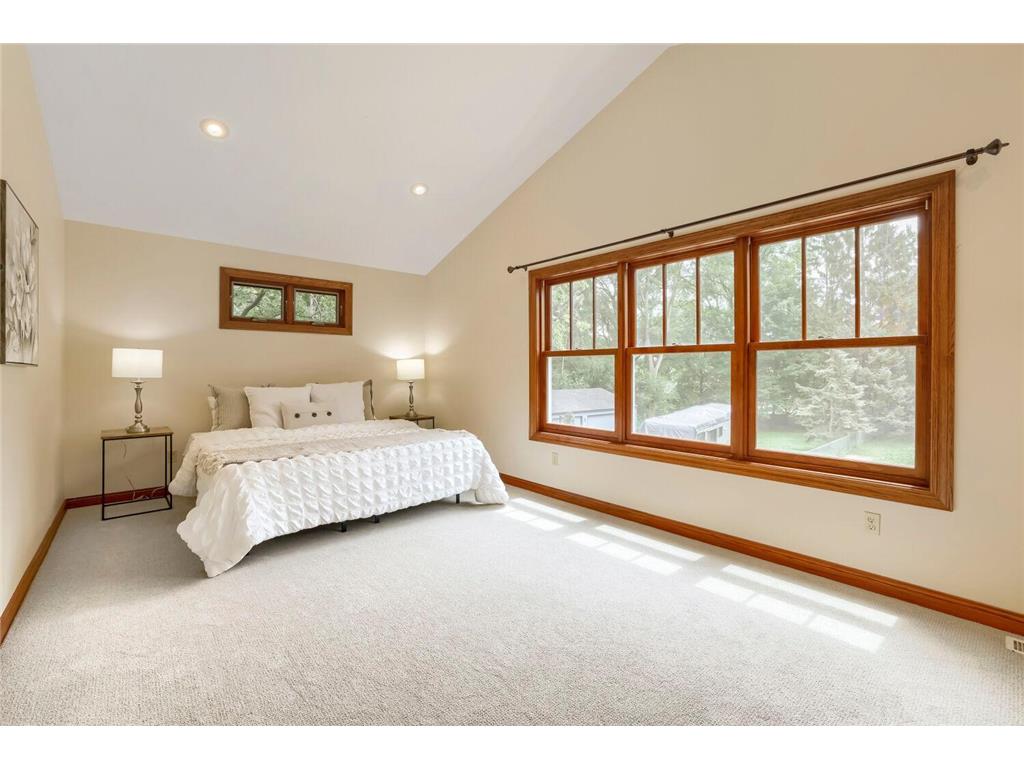 3019 W Old Shakopee Road W Bloomington MN 55431 7106251 image23