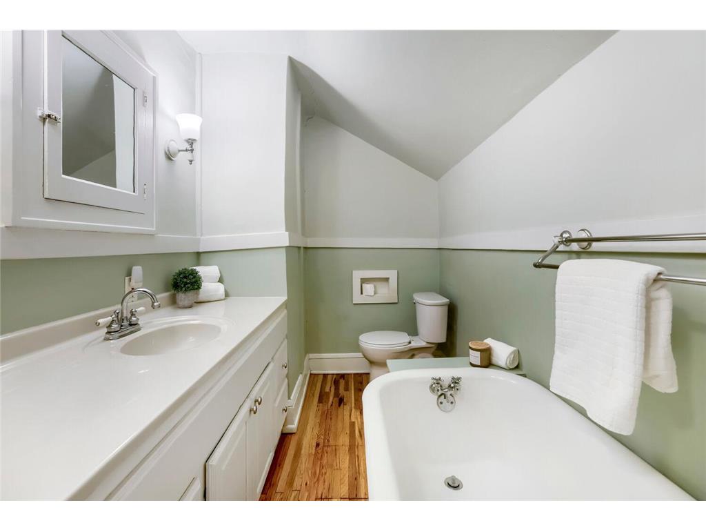 3019 W Old Shakopee Road W Bloomington MN 55431 7106251 image36