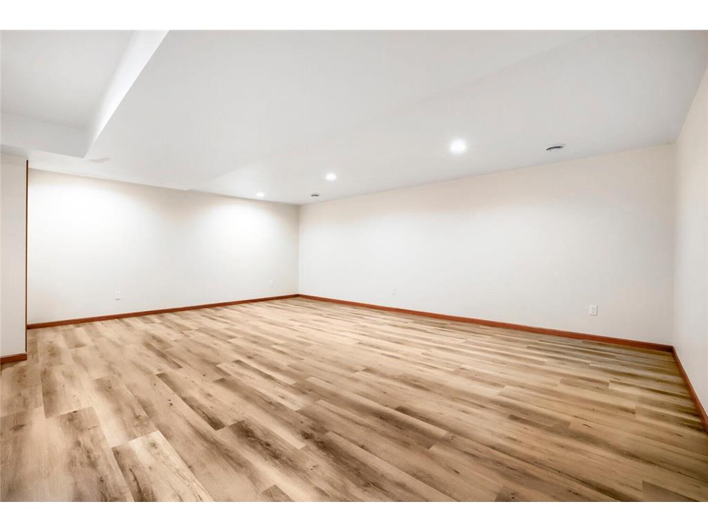 3019 W Old Shakopee Road W Bloomington MN 55431 7106251 image38
