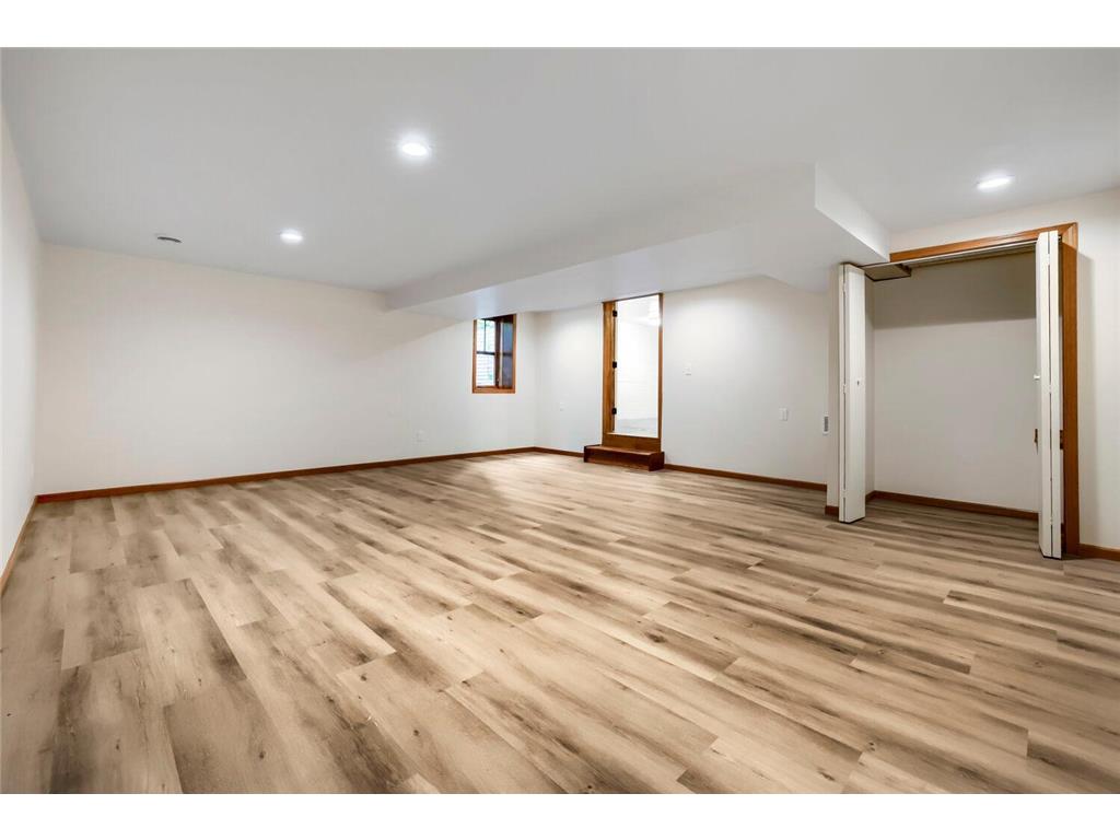 3019 W Old Shakopee Road W Bloomington MN 55431 7106251 image39