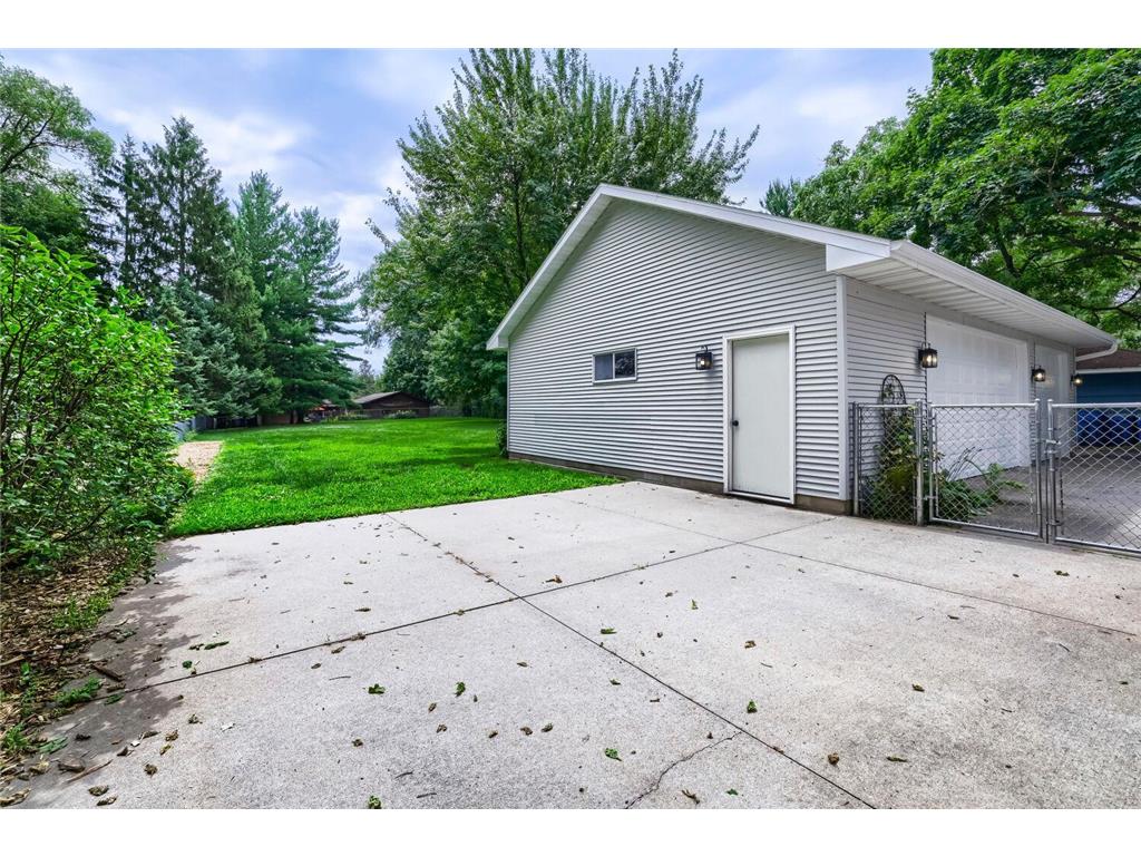 3019 W Old Shakopee Road W Bloomington MN 55431 7106251 image44