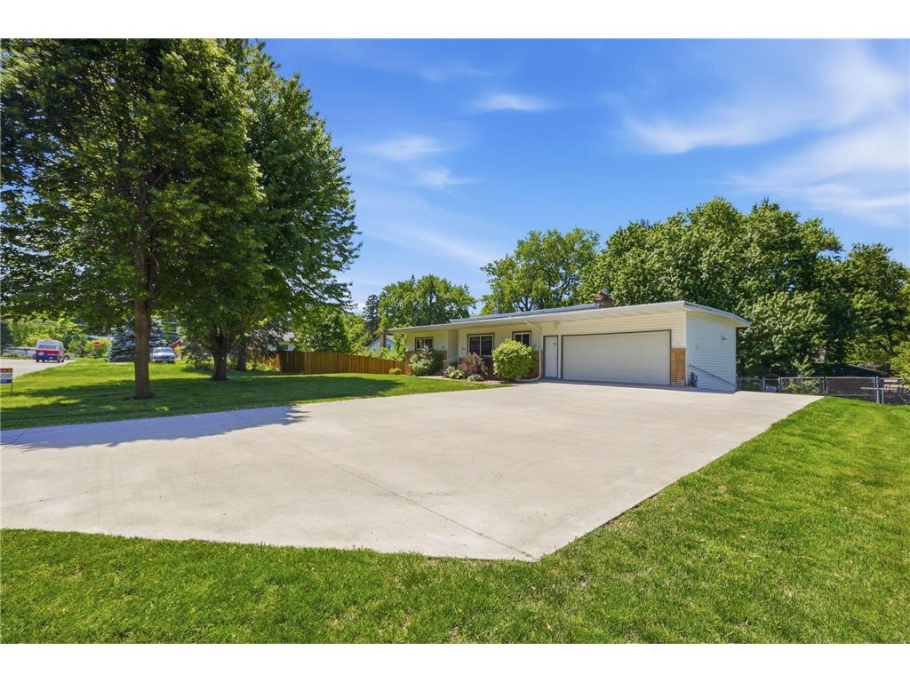 3019 Wheeler Street N Roseville MN 55113 7081210 image2